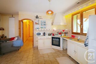  Maison � vendre 9 pi�ces 203 m�