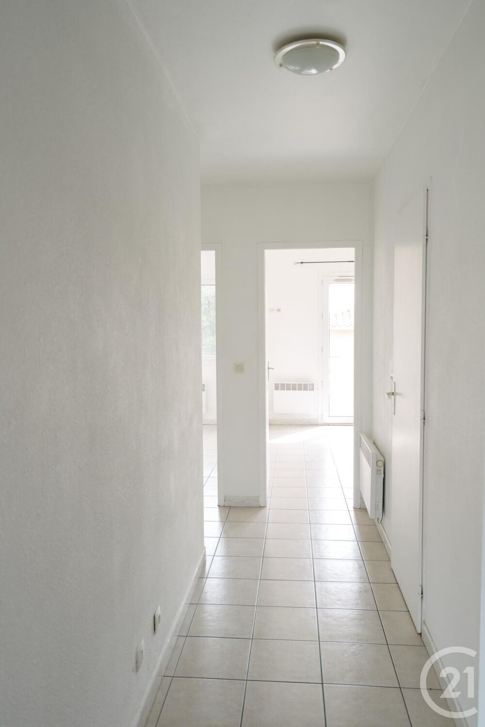 PERPIGNAN - CLOS BANET Appartement au premier étage....