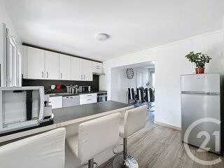  Maison � vendre 8 pi�ces 409 m�