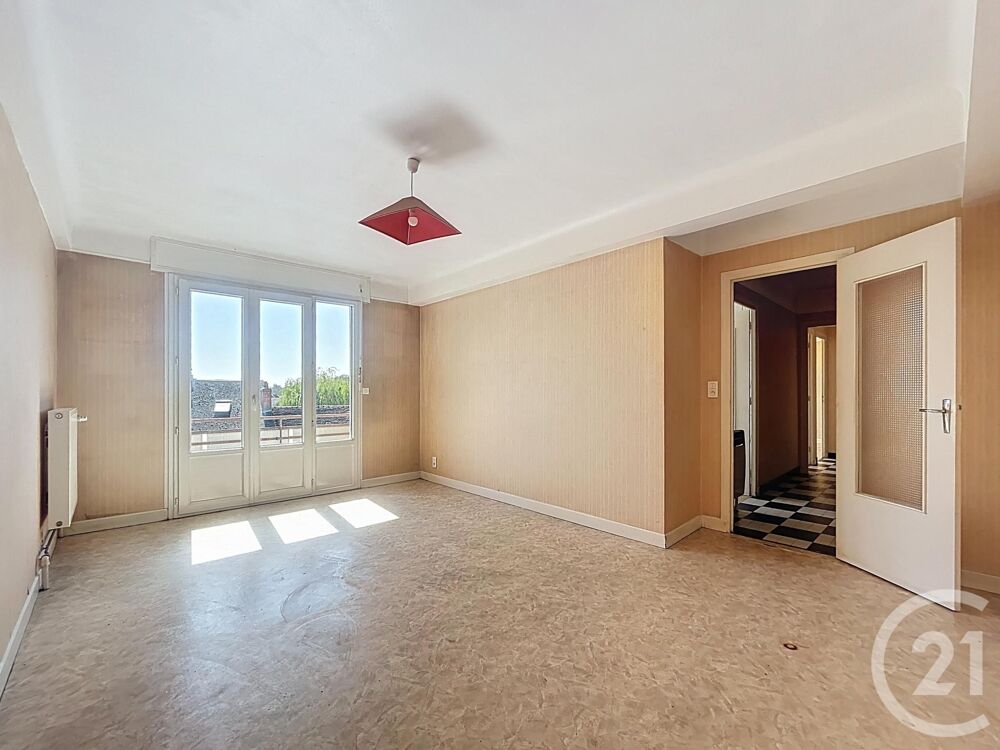 SAINT POURCAIN SUR SIOULE - Appartement dans Immeuble sé....