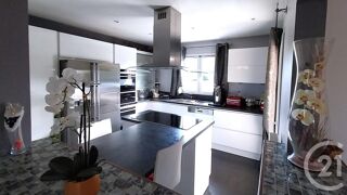  Maison � vendre 6 pi�ces 171 m�