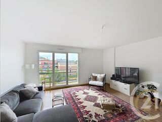  Appartement à louer 5 pièces 88 m²