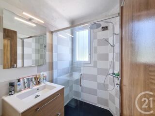  Maison � vendre 3 pi�ces 165 m�