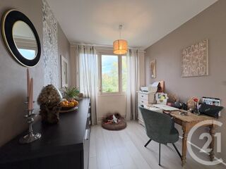 vente Appartement - 5 pièce(s) - 80 m² Saint-Quentin (02100)
