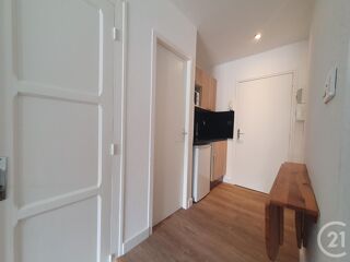  Appartement à louer 1 pièce 23 m²