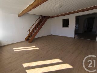  Appartement à louer 3 pièces 100 m²