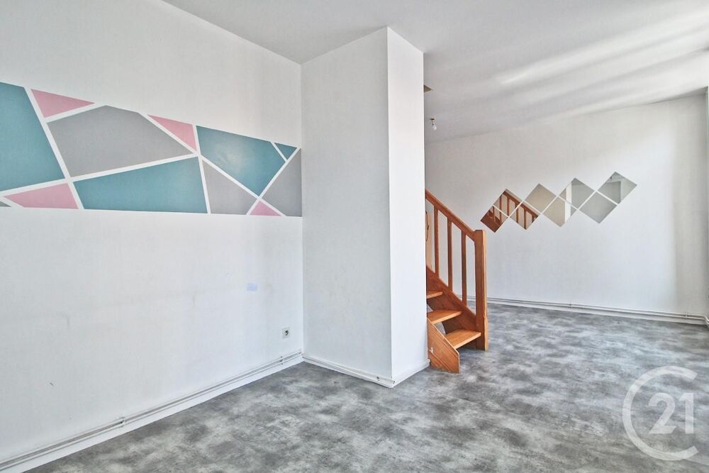 location Appartement - 5 pièce(s) - 74 m² Montluel (01120)