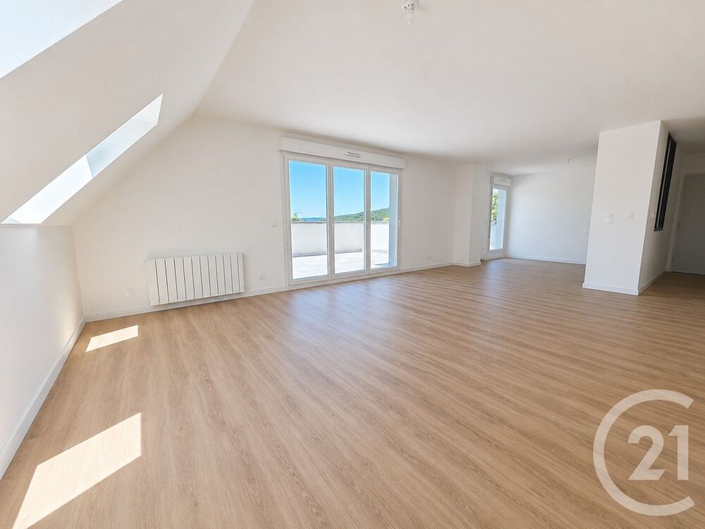 location Appartement - 5 pièce(s) - 115 m² Notre-Dame-de-Bondeville (76960)