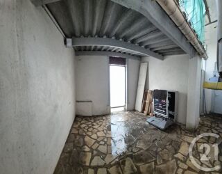  Appartement à louer 4 pièces 101 m²