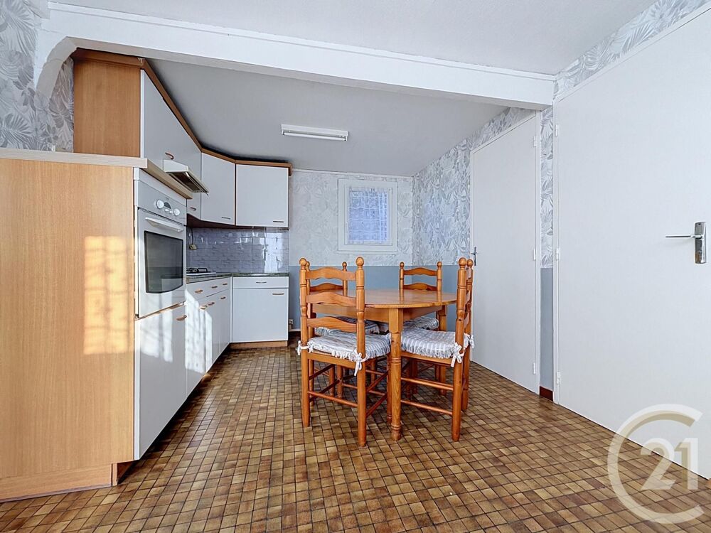 vente Maison - 5 pièce(s) - 330 m² Le Houlme (76770)