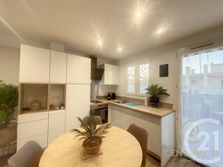 location Appartement - 2 pièce(s) - 39 m² Antibes (06600)