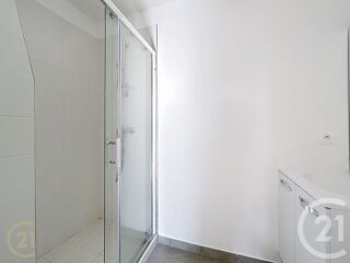  Appartement � louer 4 pi�ces 86 m�