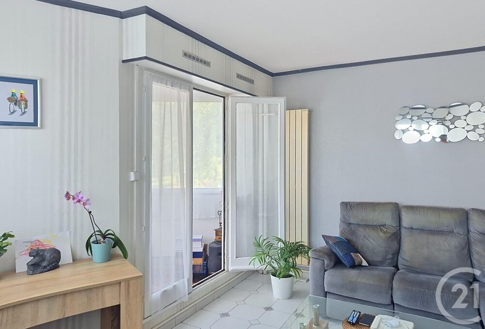 vente Appartement - 4 pièce(s) - 81 m² Créteil (94000)