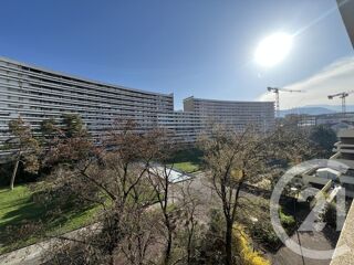  Appartement � louer 4 pi�ces 103 m�