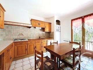  Maison � vendre 6 pi�ces 209 m�