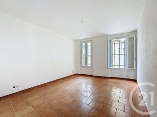  Immeuble à vendre 140 m²