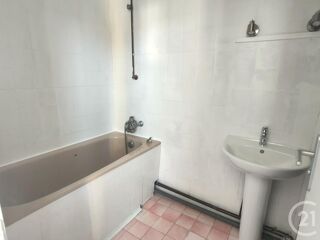  Appartement à louer 2 pièces 36 m²