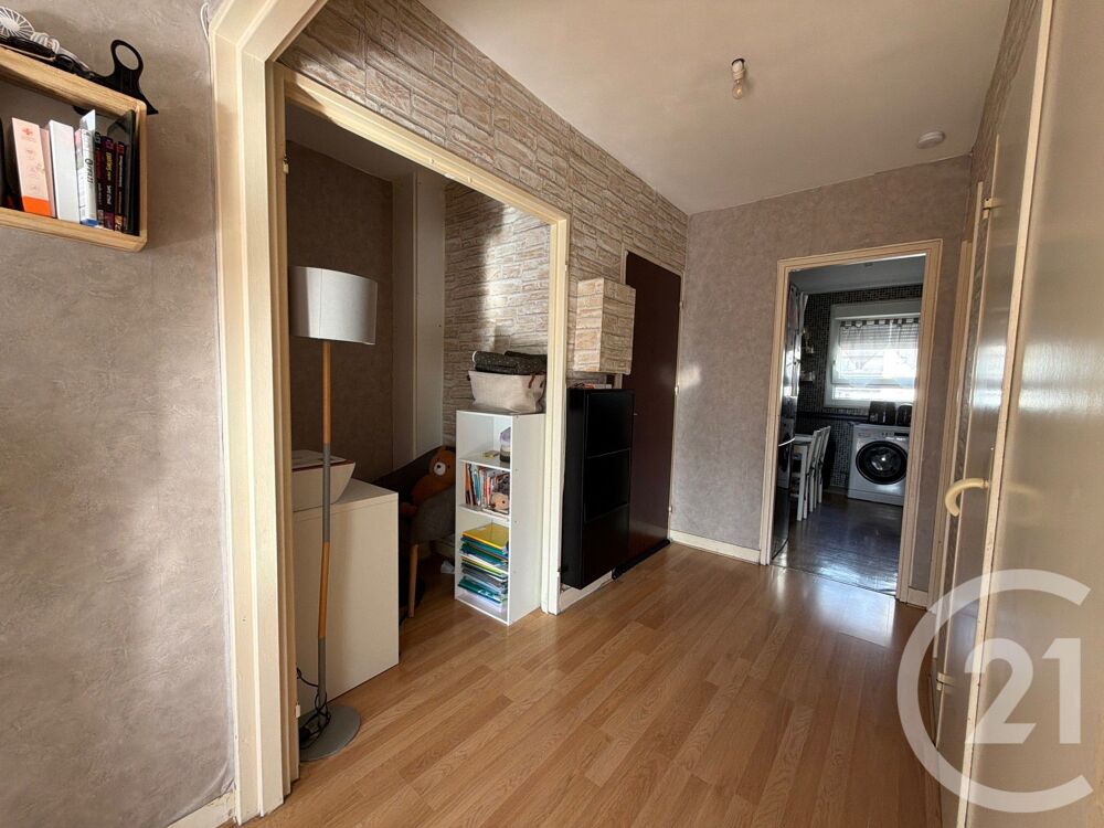 Votre agence Century 21 Hennequin vous propose à la vent....