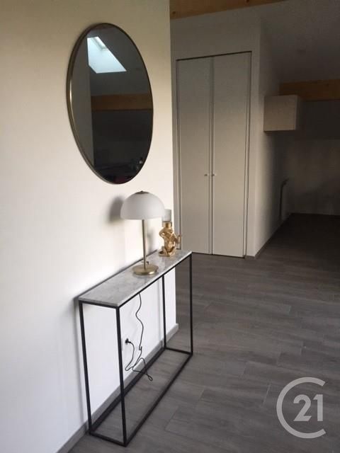  Appartement � louer 2 pi�ces 60 m�