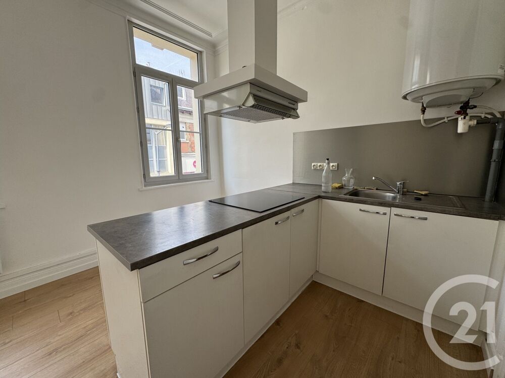 location Appartement - 2 pièce(s) - 60 m² Saint-Quentin (02100)