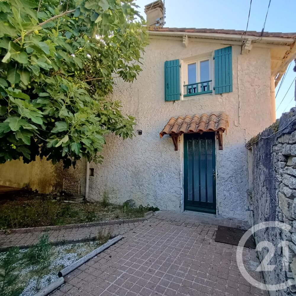 Maison 6 pièces 211 m² · à Loubille · 211 m² · 79 000 €