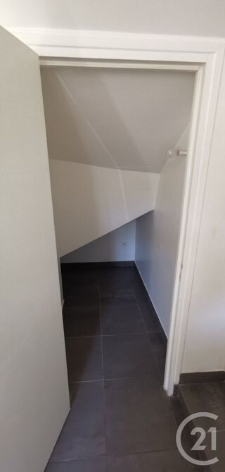  Appartement à louer 2 pièces 44 m²