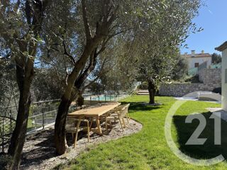  Maison � vendre 6 pi�ces 240 m�