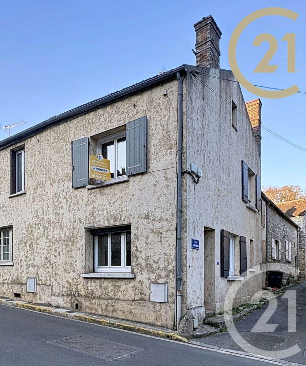 A découvrir sur MONTIGNY SUR LOING. Idéalement située e....