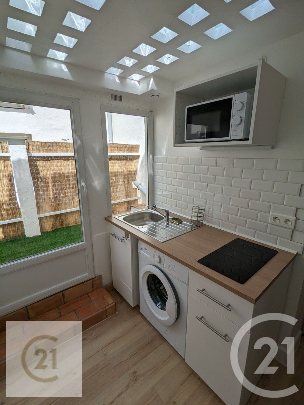 vente Immeuble - 83 m² Lasbordes (11400)