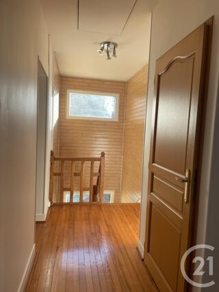  Maison � louer 5 pi�ces 140 m�