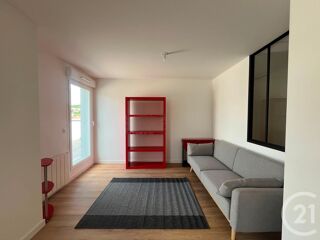  Appartement à louer 5 pièces 115 m²