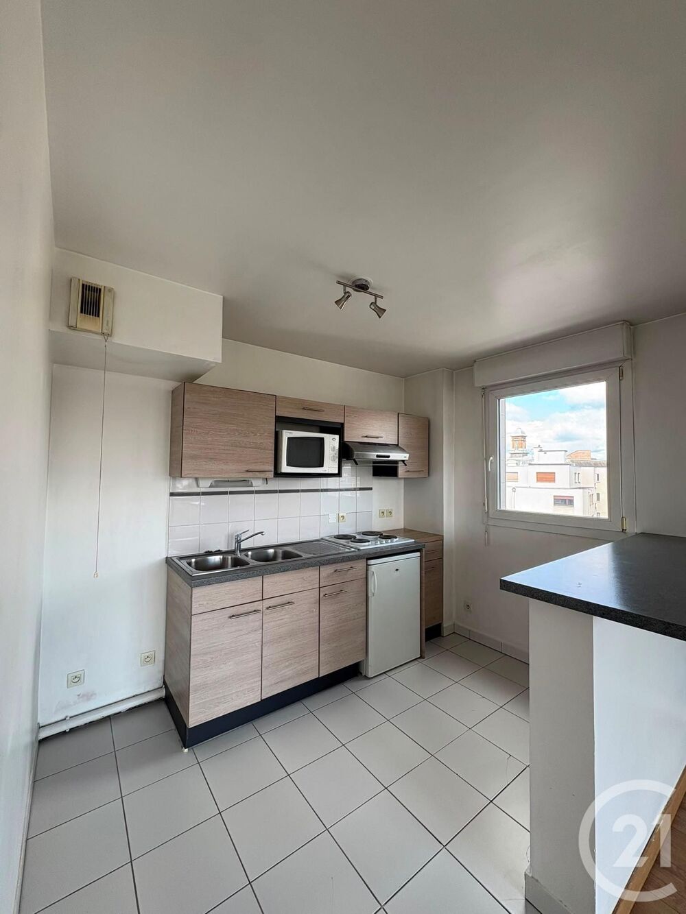 location Appartement - 3 pièce(s) - 59 m² Rouen (76000)
