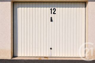  Parking / Garage à louer 12 m²