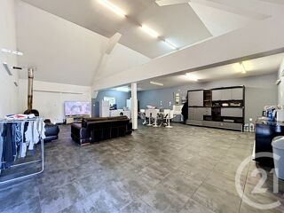  Maison à vendre 4 pièces 330 m²