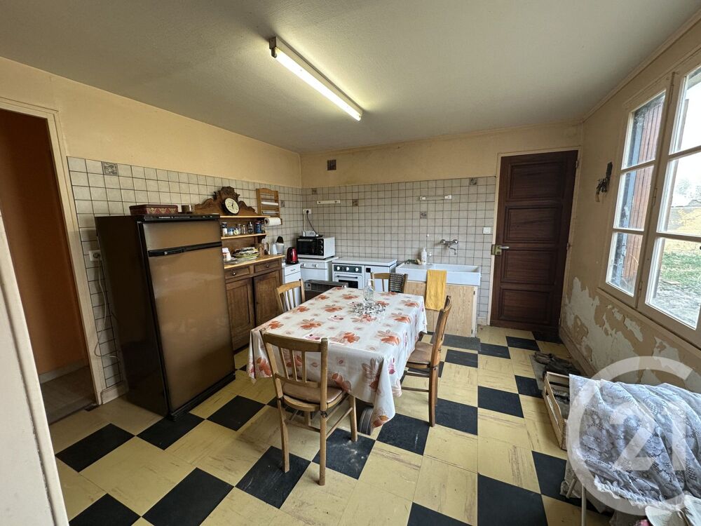 Vandenesse, petite commune à 10 minutes de Cercy-la-Tour....