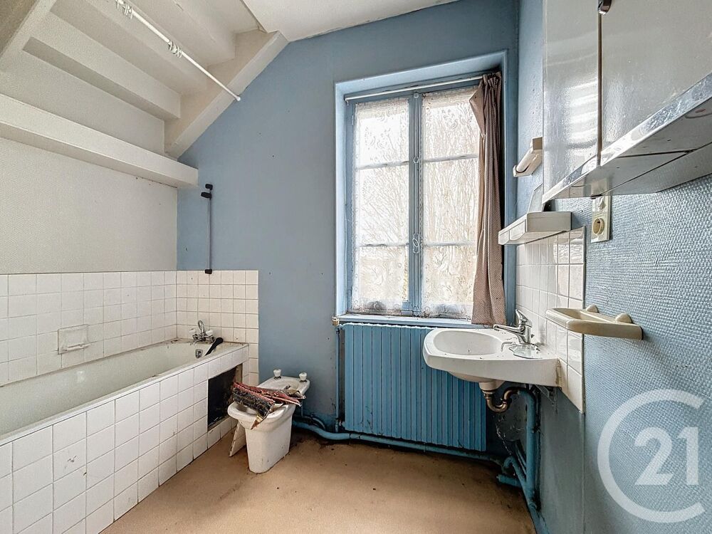 vente Maison - 13 pi�ce(s) - 280 m� Ch�tel-de-Neuvre (03500)