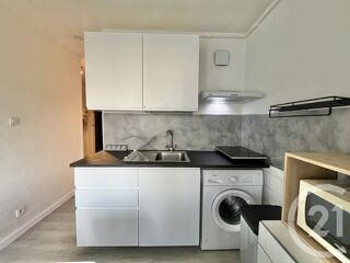  Appartement à louer 2 pièces 37 m²