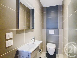  Maison � vendre 6 pi�ces 200 m�