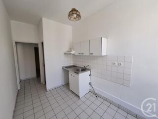  Appartement à louer 2 pièces 43 m²