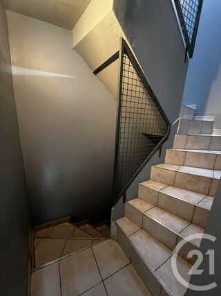  Appartement à louer 1 pièce 17 m²