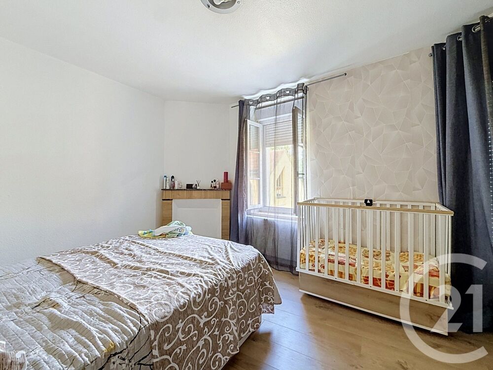 vente Maison - 6 pièce(s) - 100 m² Saint-Pourçain-sur-Sioule (03500)