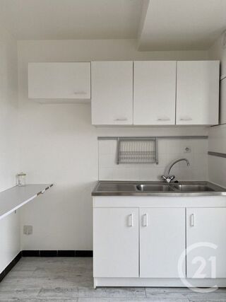  Appartement à louer 1 pièce 34 m²