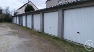  Parking / Garage à louer 12 m²