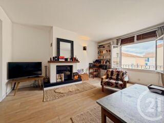  Appartement à vendre 2 pièces 77 m²