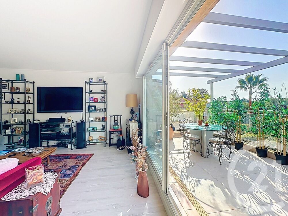 vente Appartement - 5 pièce(s) - 102 m² Mandelieu-la-Napoule (06210)