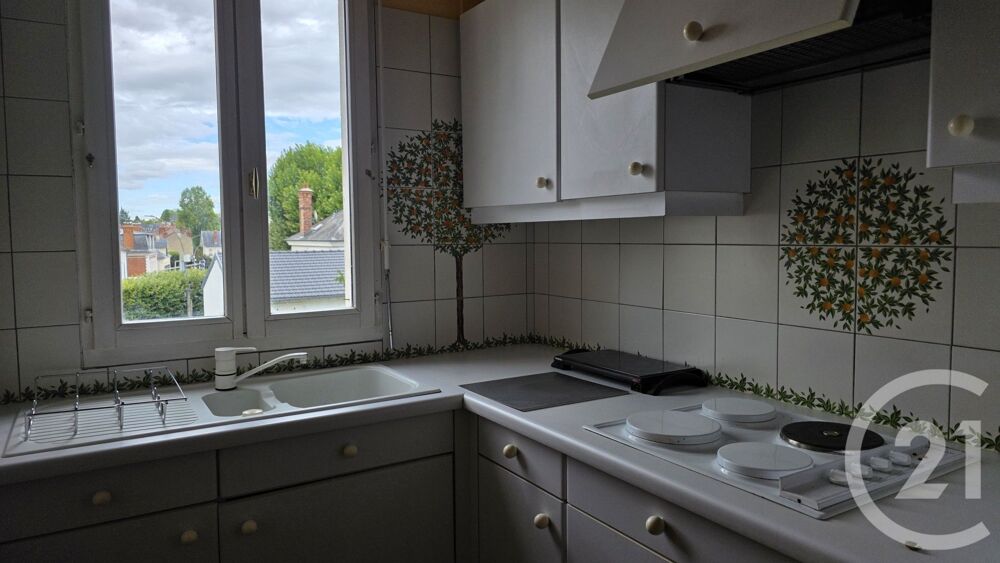 location Appartement - 3 pièce(s) - 69 m² Fontainebleau (77300)