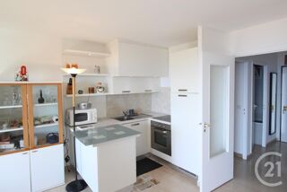  Appartement à louer 2 pièces 37 m²
