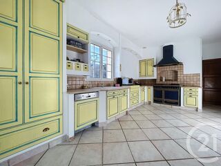  Maison à vendre 5 pièces 223 m²