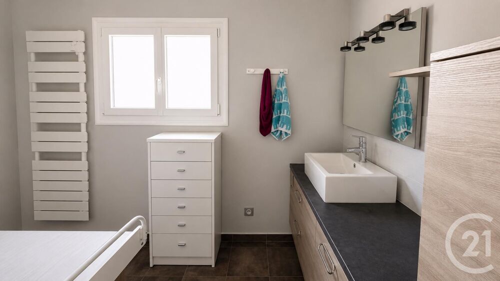 vente Maison - 5 pièce(s) - 171 m² Saint-Jean-du-Falga (09100)
