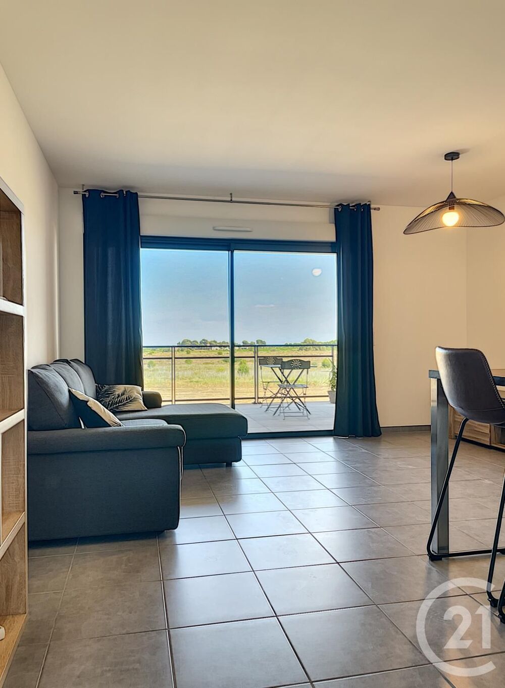 Situé au 1er étage, cet appartement offre un cadre de vi....